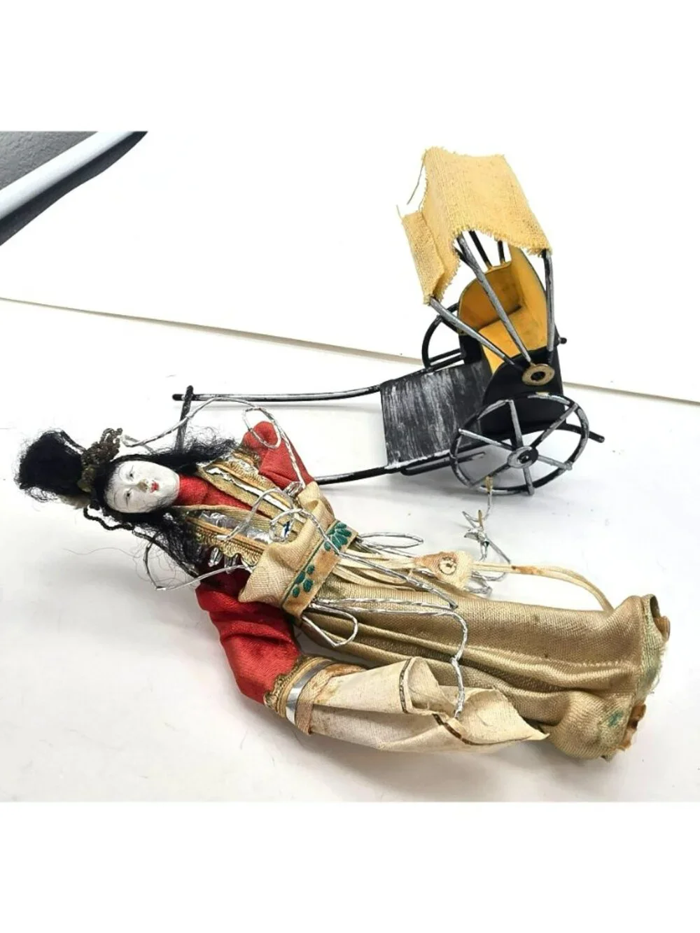 Vintage Japanese Geisha Doll With Rickshaw Figurine Set JE307